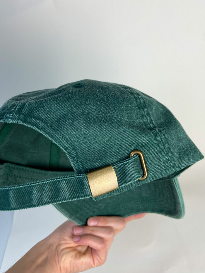 Embroidered shield cap bottle green - yellow - Image 4