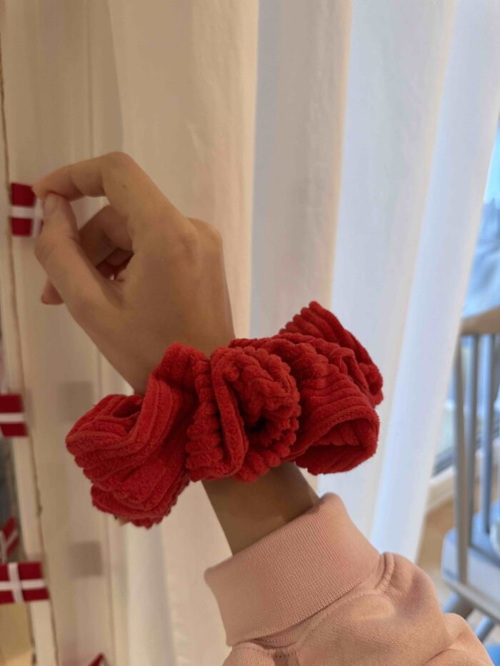 Cord Scrunchie "Noelle" - Image 4
