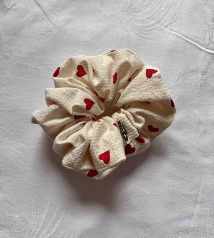 massive Scrunchie Heart - Image 3