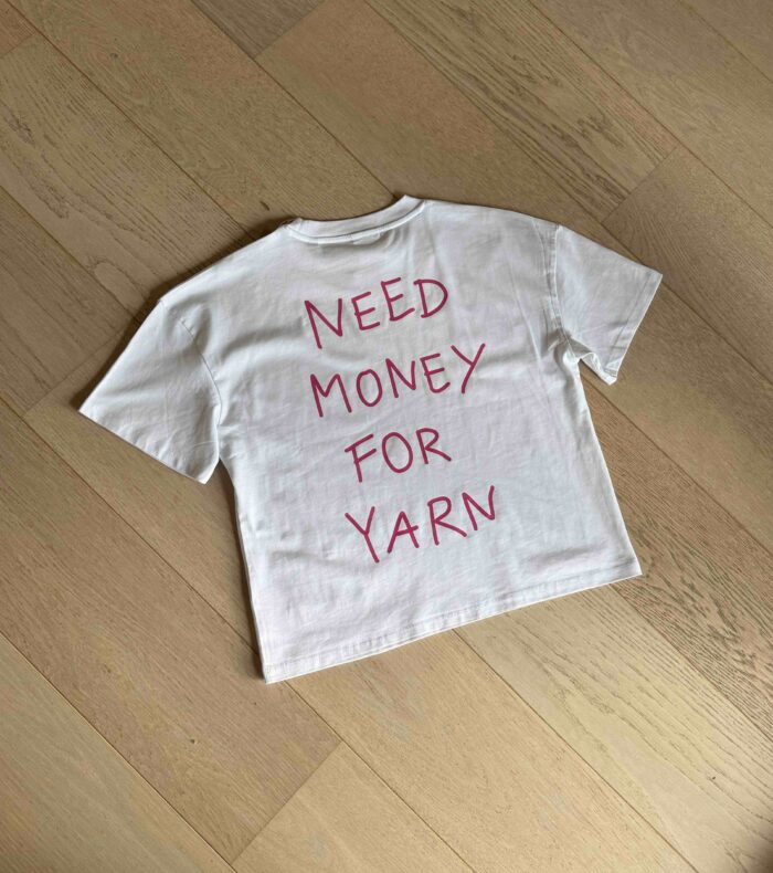 T-Shirt "NEED MONEY FOR YARN" – Bild 6