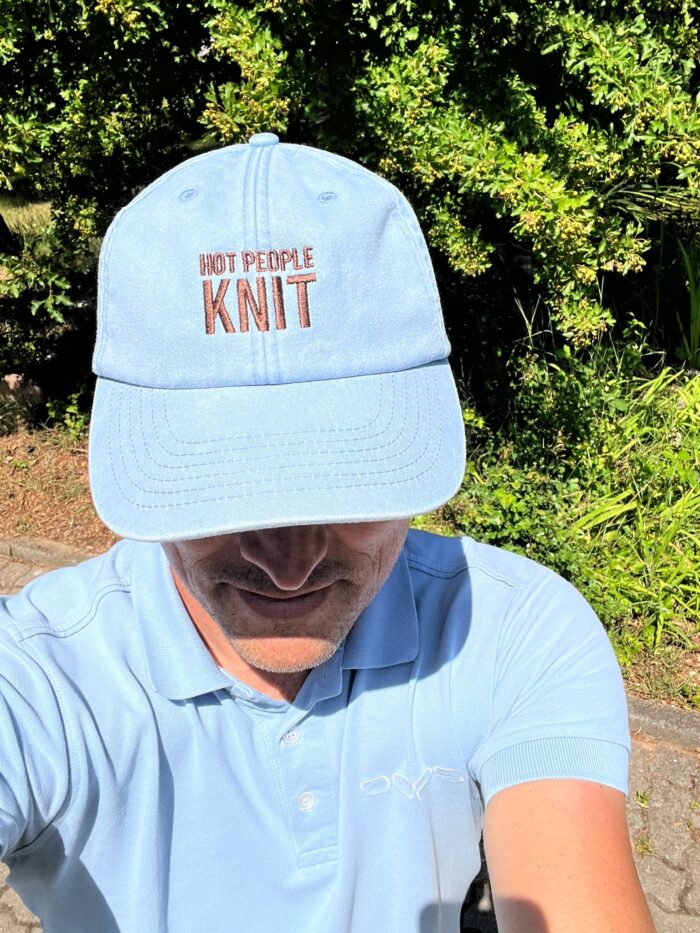 Hot people Knit Cap blue - Image 4