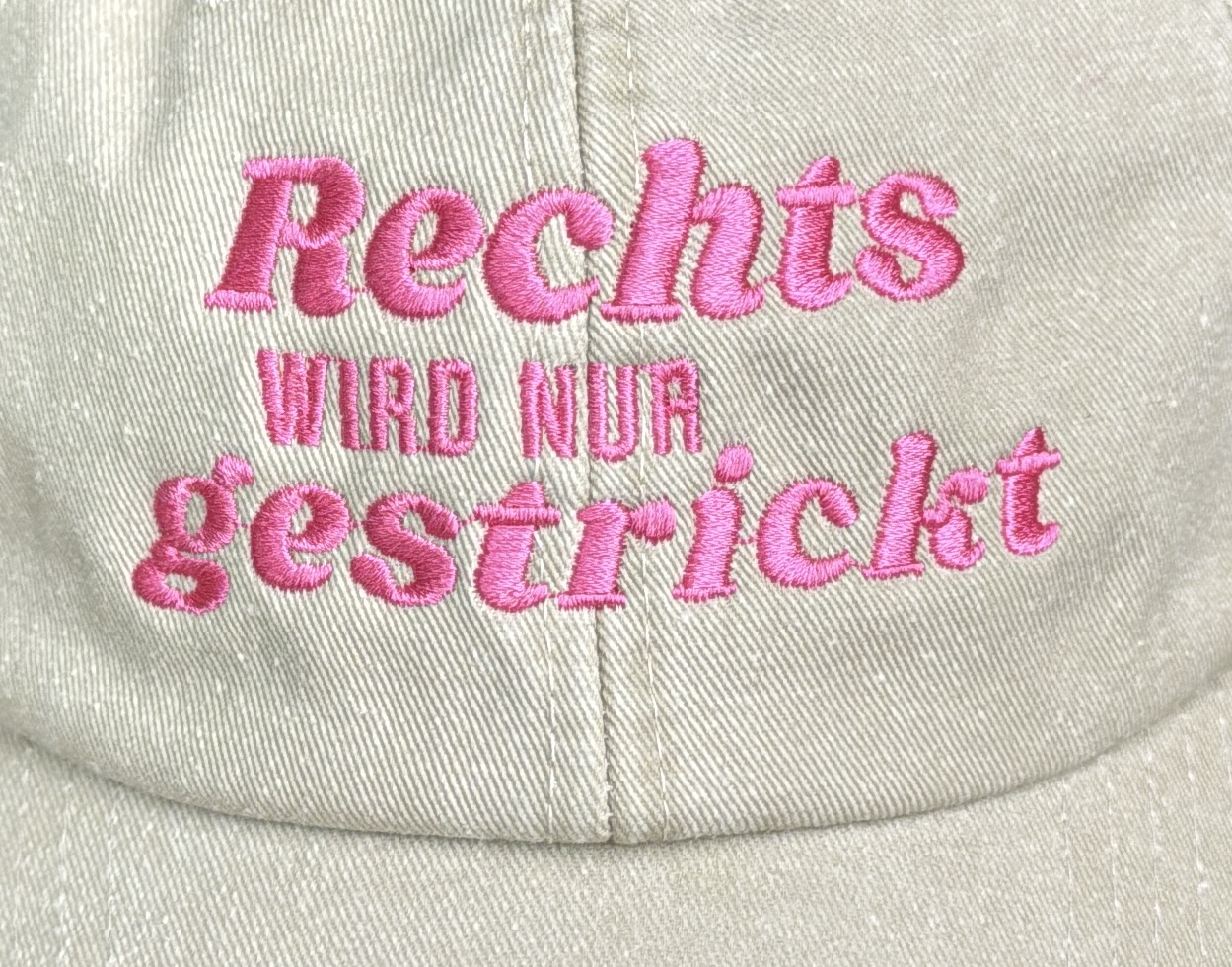 Bestickte Schildkappe "Rechts wird nur gestrickt" – Bild 2